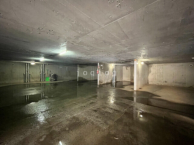 15 / 25