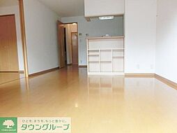 ガーデンパレス 301 3階2LDKのリビング/ダイニング