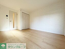 Ｏｕｒｓ　Ｌａｖａｎｄｅ（ウルス・ラヴァンド） 105 1階1Kのリビング/ダイニング