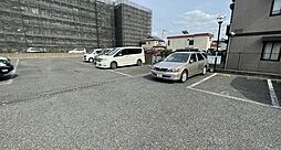 8 / 9
