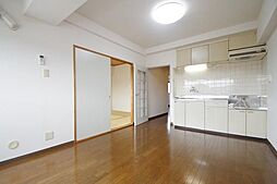 シティ・クレスト 405 4階2DKのリビング/ダイニング