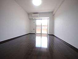 多摩都市モノレール 大塚・帝京大学駅 徒歩2分の賃貸マンション 4階1Kのリビング/ダイニング