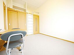 レオパレス元橋本I 201 2階1Kのリビング/ダイニング