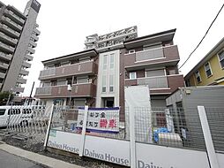 4 / 11