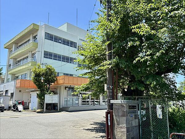 志木市立宗岡第三小学校 640m