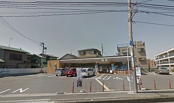 セブンイレブン志木中宗岡店 560m