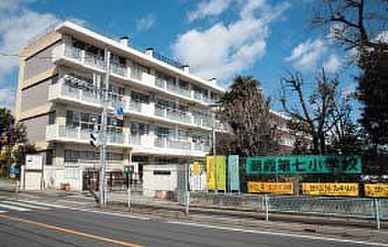朝霞市立朝霞第七小学校 徒歩9分。 720m