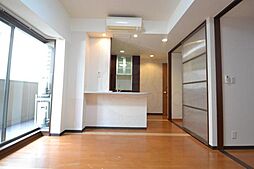 Osaka Metro千日前線 桜川駅 徒歩3分の賃貸マンション 4階1LDKのリビング/ダイニング