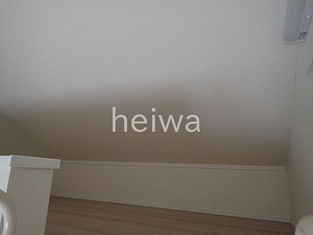 【2F5.25帖洋室】収納や趣味のスペースなど幅広く活用できるロフト付きです