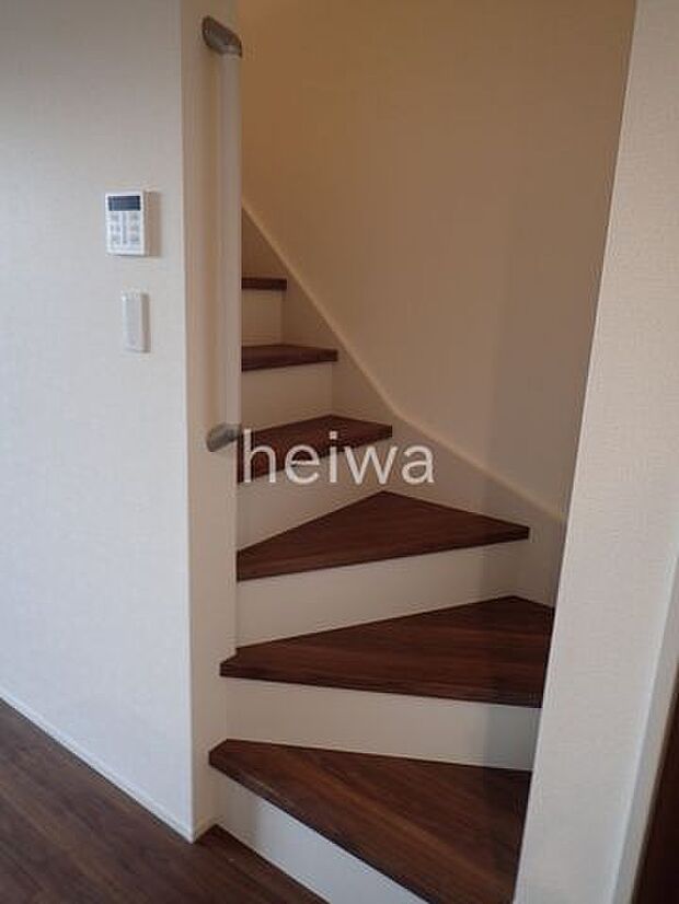 【2F→3F階段】