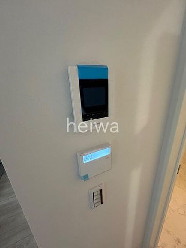 【約17.1帖LDK】来訪者の様子を室内TVモニターでチェックでき、お子様のお留守番も安心です