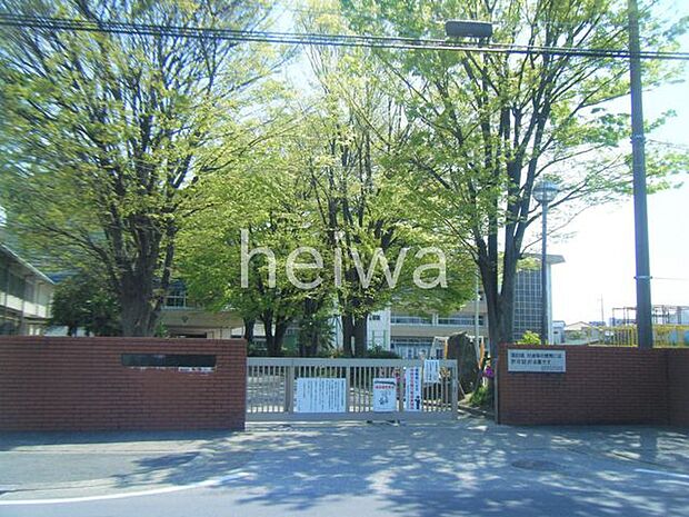 蕨市立中央小学校 徒歩4分。 270m