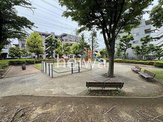 山宮北公園 徒歩7分。 500m