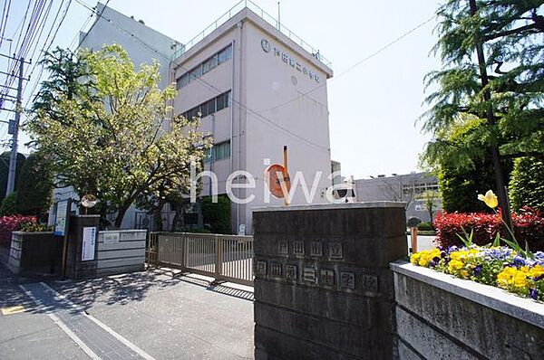 戸田市立戸田第二小学校 徒歩11分。 840m