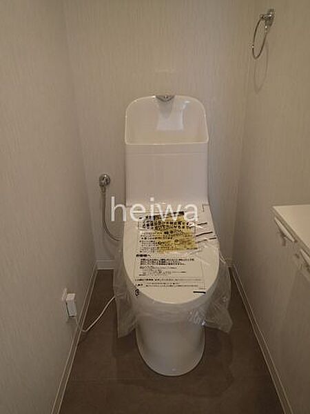 【トイレ】温水洗浄便座付です