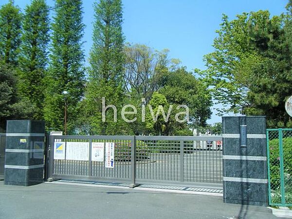 蕨市立第一中学校 徒歩18分。 1370m