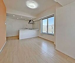 プレミアムキューブ都立大学mo 7階2LDKのリビング/ダイニング