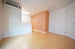 JR中央線 日野駅 バス7分 石川町東下車 徒歩6分の賃貸アパート 1階1LDKのリビング/ダイニング