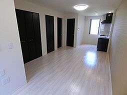 京王線 平山城址公園駅 徒歩4分の賃貸アパート 1階ワンルームのリビング/ダイニング
