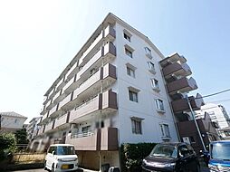 キアリア・ヒルズ