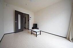 JR中央線 西八王子駅 徒歩13分の賃貸アパート 2階1Kのリビング/ダイニング