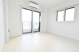 多摩都市モノレール 柴崎体育館駅 徒歩11分の賃貸マンション 1階1Kのリビング/ダイニング