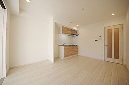 リブリ・レジデンス三ノ輪 203 2階1LDKのリビング/ダイニング