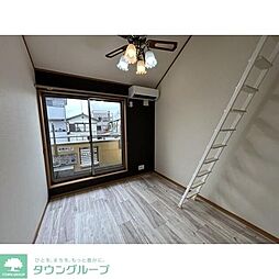 アーバングレース参番館 2階1Kのリビング/ダイニング