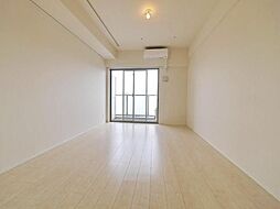 東急東横線 新丸子駅 徒歩2分の賃貸マンション 6階1Kのリビング/ダイニング