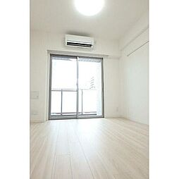 グランド・ガーラ川崎西口(グランドガーラカワサキニシグチ) 1007 10階1Kのリビング/ダイニング