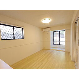 サンリットマーク 1階1LDKのリビング/ダイニング