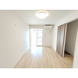 カーサ絃B 1階1LDKのリビング/ダイニング