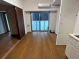 クアトロアルカ九段（QU4ttro Arca 九段） 402 4階1DKのリビング/ダイニング