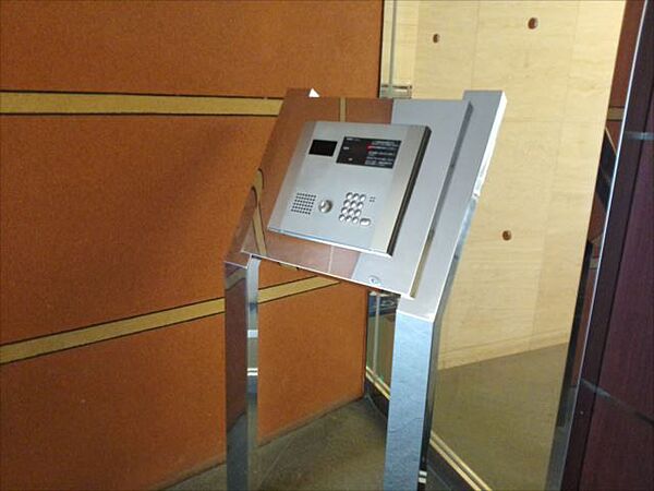 apartment 東京都千代田区東神田１丁目16-12
地図を見る
