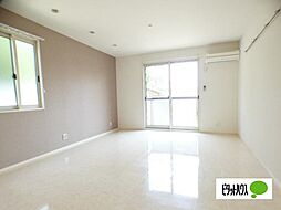 Ｋ-シャルマン 201 2階1LDKのリビング/ダイニング