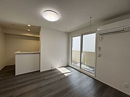 トリシア横町WEST 202 2階1LDKの室内