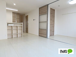 セラ 305 3階1LDKのリビング/ダイニング