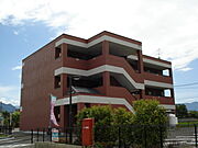 上田原駅より徒歩15分 築18年10ヶ月 3階建の賃貸物件