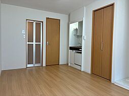 カオス西綾瀬2 102 1階ワンルームのリビング/ダイニング