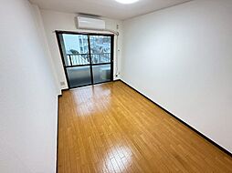 ゴールドマンション 402 4階1Kのリビング/ダイニング