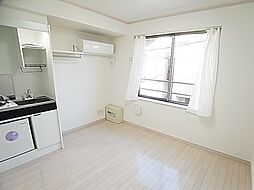 グローリア北千住 203 2階ワンルームのリビング/ダイニング