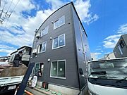 西新井駅より徒歩5分 築1年 3階建の賃貸物件