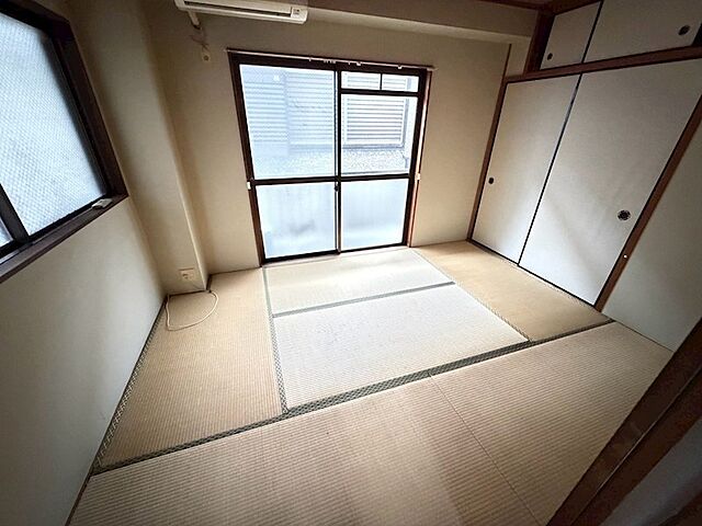 寝室
