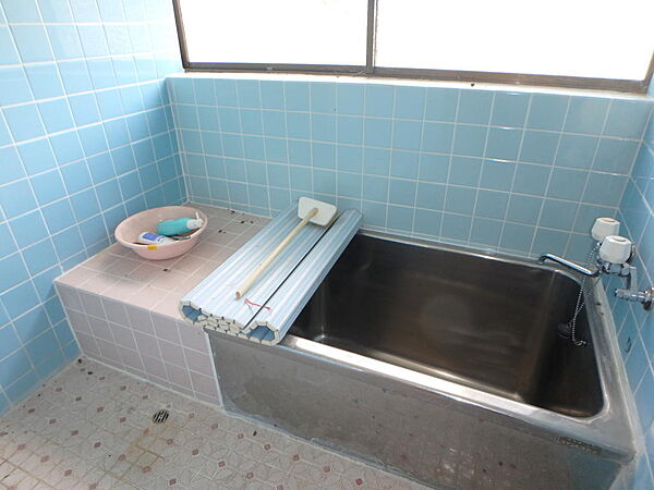 detached 秋田県男鹿市脇本浦田字菅ノ沢77
地図を見る