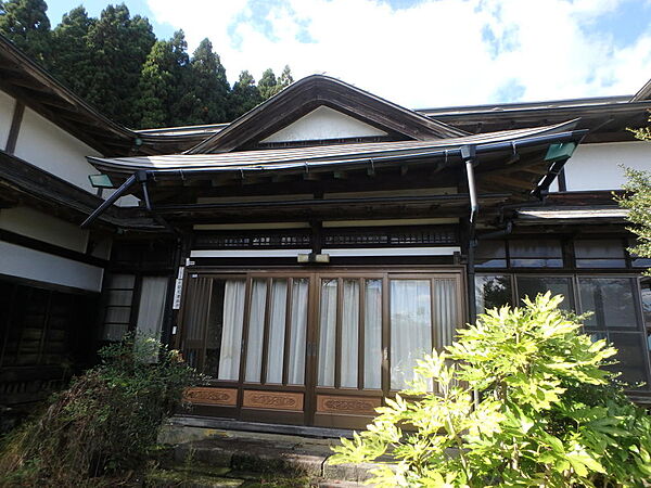 detached 秋田県男鹿市脇本浦田字菅ノ沢77
地図を見る
