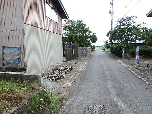 背面道路