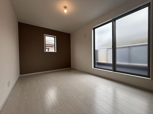 ベッドルーム6.8J