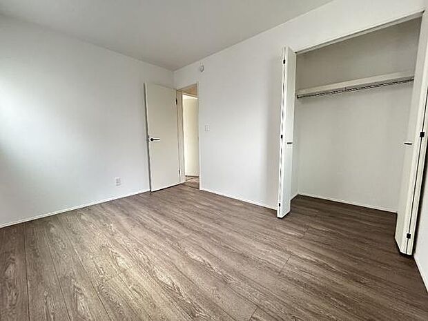 北洋室6帖内クローゼット