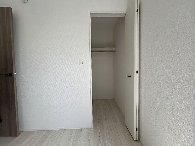 洋室約6.0帖内