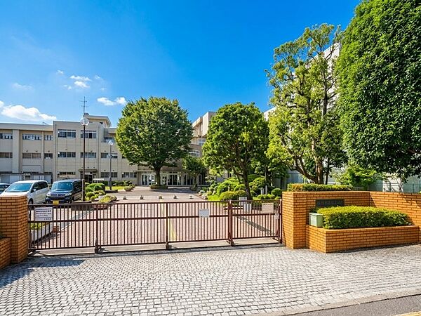 相模原市立中央小学校